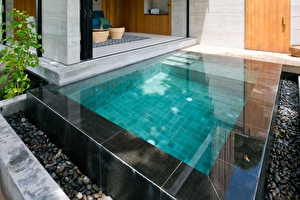 Plunge Pool